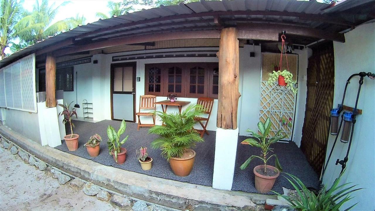 Sabandy House B&B Padang Mat Sirat Екстериор снимка
