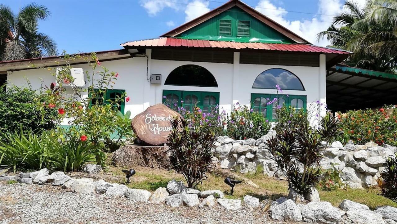 Sabandy House B&B Padang Mat Sirat Екстериор снимка