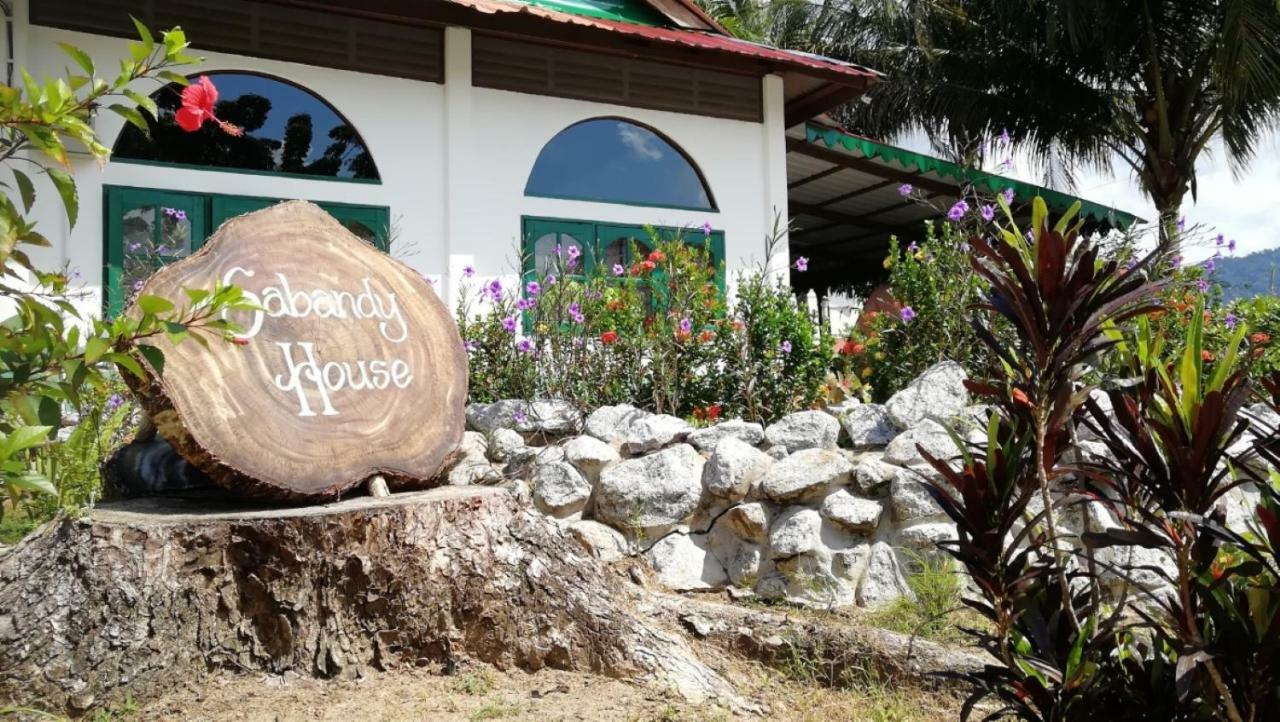 Sabandy House B&B Padang Mat Sirat Екстериор снимка